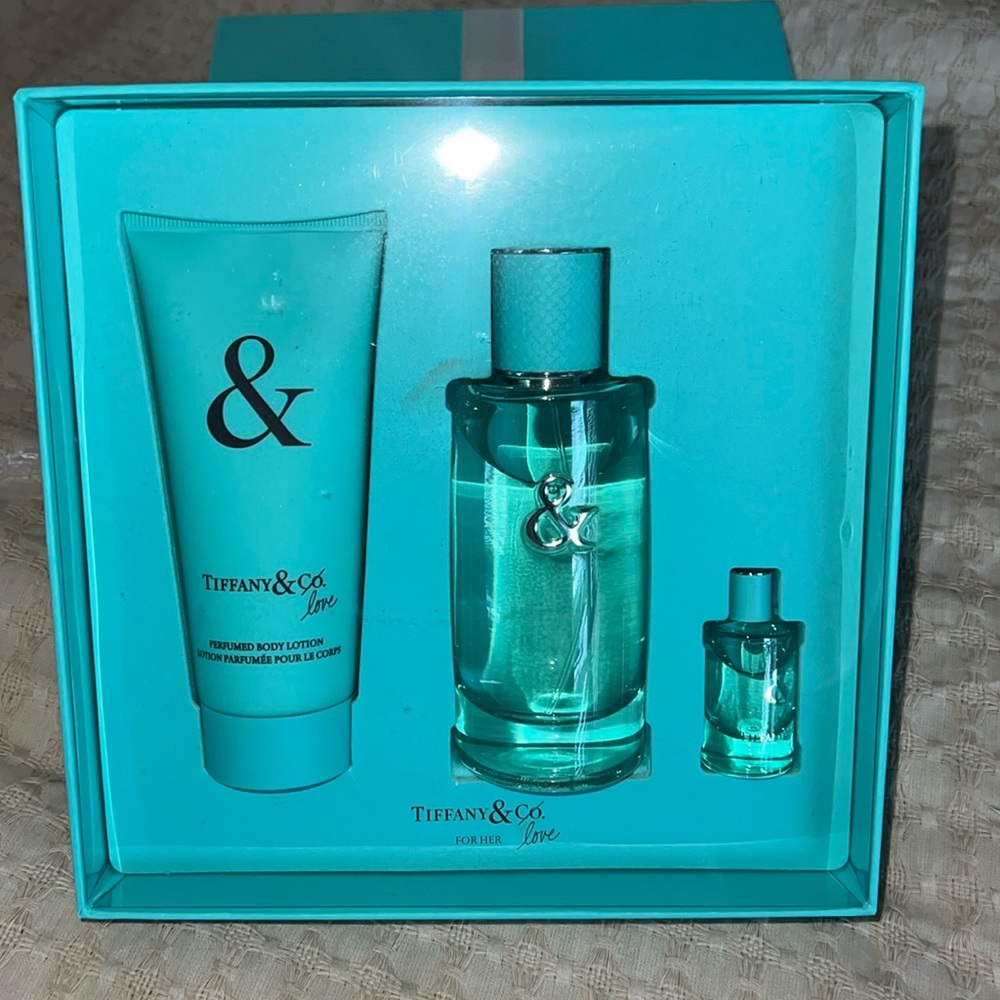 Tiffany & Co Love! BNWT